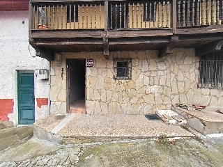 Pria,La 42