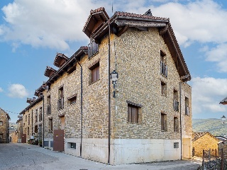 Edificio de viviendas en construcción en Esposa 3