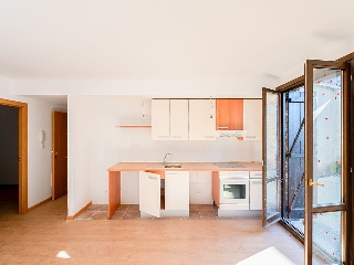 Edificio de viviendas en construcción en Esposa 30