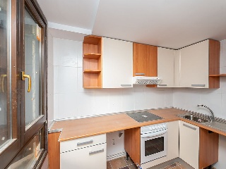 Edificio de viviendas en construcción en Esposa 40