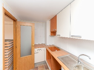 Edificio de viviendas en construcción en Esposa 42