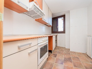 Edificio de viviendas en construcción en Esposa 48
