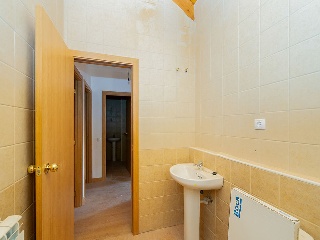Edificio de viviendas en construcción en Esposa 115