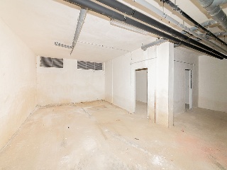 Edificio de viviendas en construcción en Esposa 122