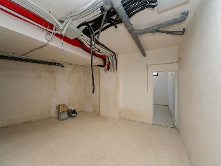 Edificio de viviendas en construcción en Esposa 126
