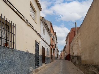 06237-0001 16