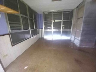 Local comercial en C/ Agudes - Mataró - Barcelona 16