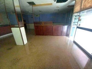 Local comercial en C/ Agudes - Mataró - Barcelona 18