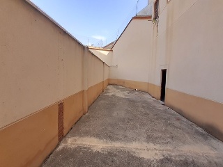 00653-0001 8