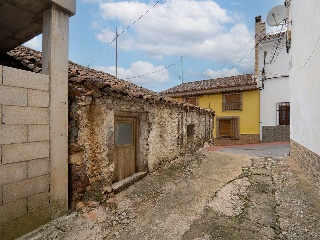 05886-0001 17