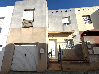 Unifamiliar en venta en Mairena Del Alcor de 99  m²