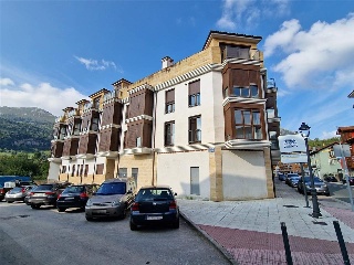 Piso en venta en Peñamellera Baja de 0  m²