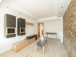 Piso en C/ Montero Ríos 2