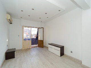 Piso en C/ Montero Ríos 6