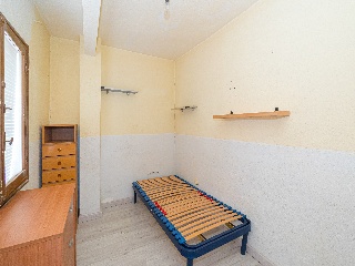 Piso en C/ Montero Ríos 10