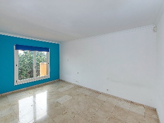 Chalet Adosado situado en 	Las Palmas de Gran Canaria 11