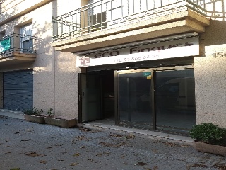 Local en Av Prat de la Riba 4