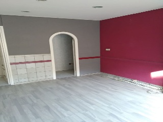 Local en Av Prat de la Riba 8