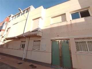 Piso en venta en Almería de 78  m²