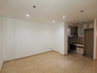 Piso en C/ Garrotxa - Mataró - Barcelona  3