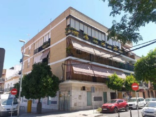 Local en venta en Sevilla de 90  m²