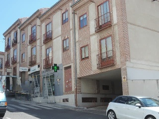 Piso en venta en Ávila de 97  m²