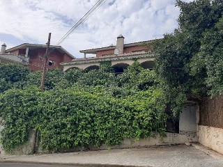 Vivienda adosada en construcción detenida en Calafell - Tarragona - 2