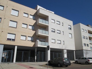 Piso con garajes en C/ Giralda - Almendralejo - Badajoz 12