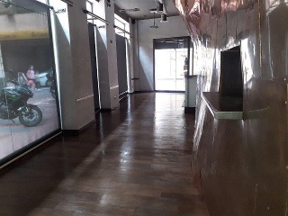 Local comercial en C/ Alcalde Fuster - Lleida - 3