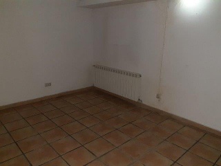 Local comercial en C/ Alcalde Fuster - Lleida - 13