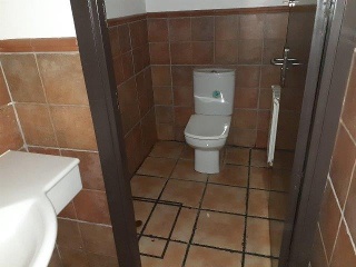 Local comercial en C/ Alcalde Fuster - Lleida - 19