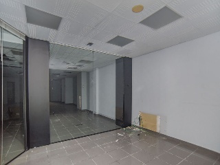 Local en Av Burgos, Mollet del Vallès (Barcelona) 6