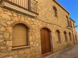Casa adosada en C/ Pla de Baix - Montblanc - Tarragona 8