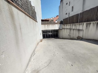 Plaza de garaje en Av Madrid 4
