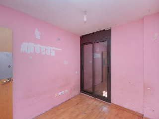 Pisos, dúplex y garajes en C/ Rafael de Casanovas, Badalona (Barcelona) 8
