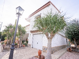 Chalet independiente en Beniel 12
