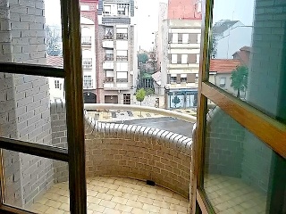 Avenida Via De La Plata 37  Escalera 1 Planta 3 Puerta B 9