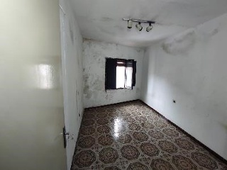 Pl Dos De Maig 3 25