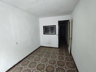 Pl Dos De Maig 3 28