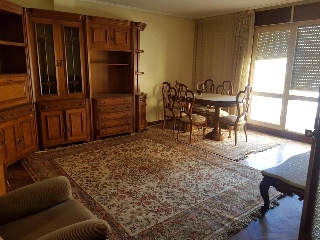 Piso en venta en Santo Domingo De La Calzada de 124  m²