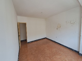 Avenida Pias 21  Escalera 1 Planta 3 Puerta A 3