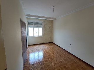 Avenida Pias 21  Escalera 1 Planta 3 Puerta A 12