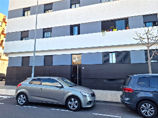 Piso en venta en San Cristóbal De La Laguna de 83  m²