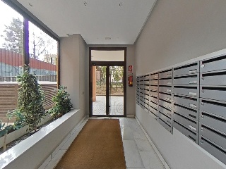 02034-0001 32