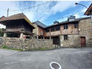 Otros en venta en Villablino de 335  m²