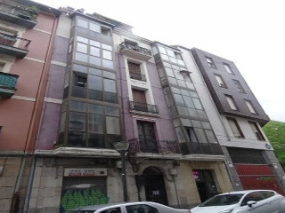 Piso en venta en Bilbao de 88  m²