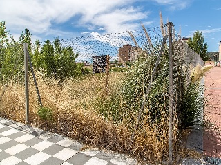 Suelo urbano en C/ María Luisa Menéndez Calleja 11
