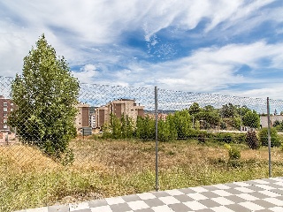 Suelo urbano en C/ María Luisa Menéndez Calleja 19