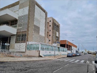 Local en venta en Sagunto de 878  m²