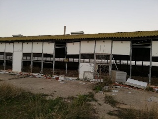 Terreno rústico con edificación en Catadau - Valencia -  6